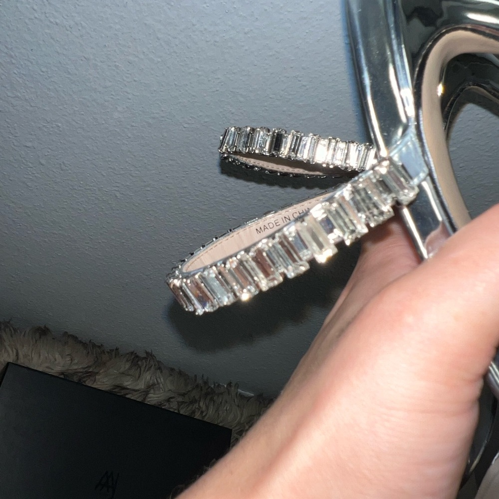 Metalic Silver, Rhinestone heels. - Picture 8 of 8